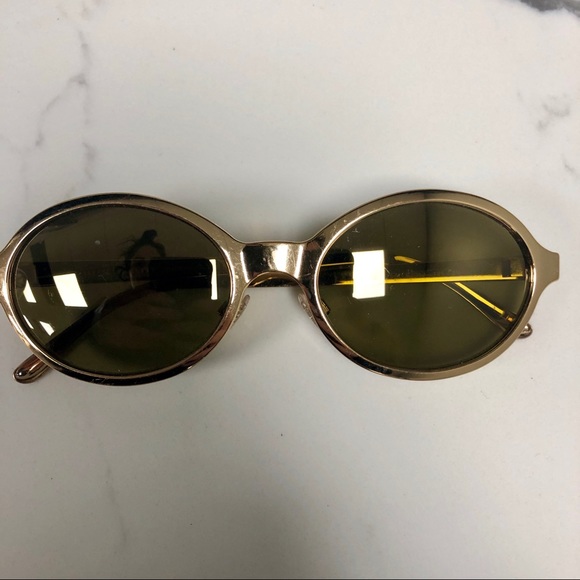 BURBERRY Vintage Gold Frame Oval Sunglasses - Picture 5 of 8